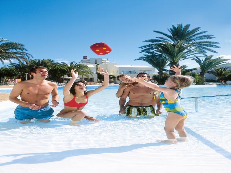 Hotel Riu Oliva Beach Resort Corralejo Eksteriør billede